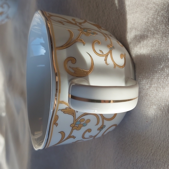 Grace's Teaware tea cups - Picture 8 of 16